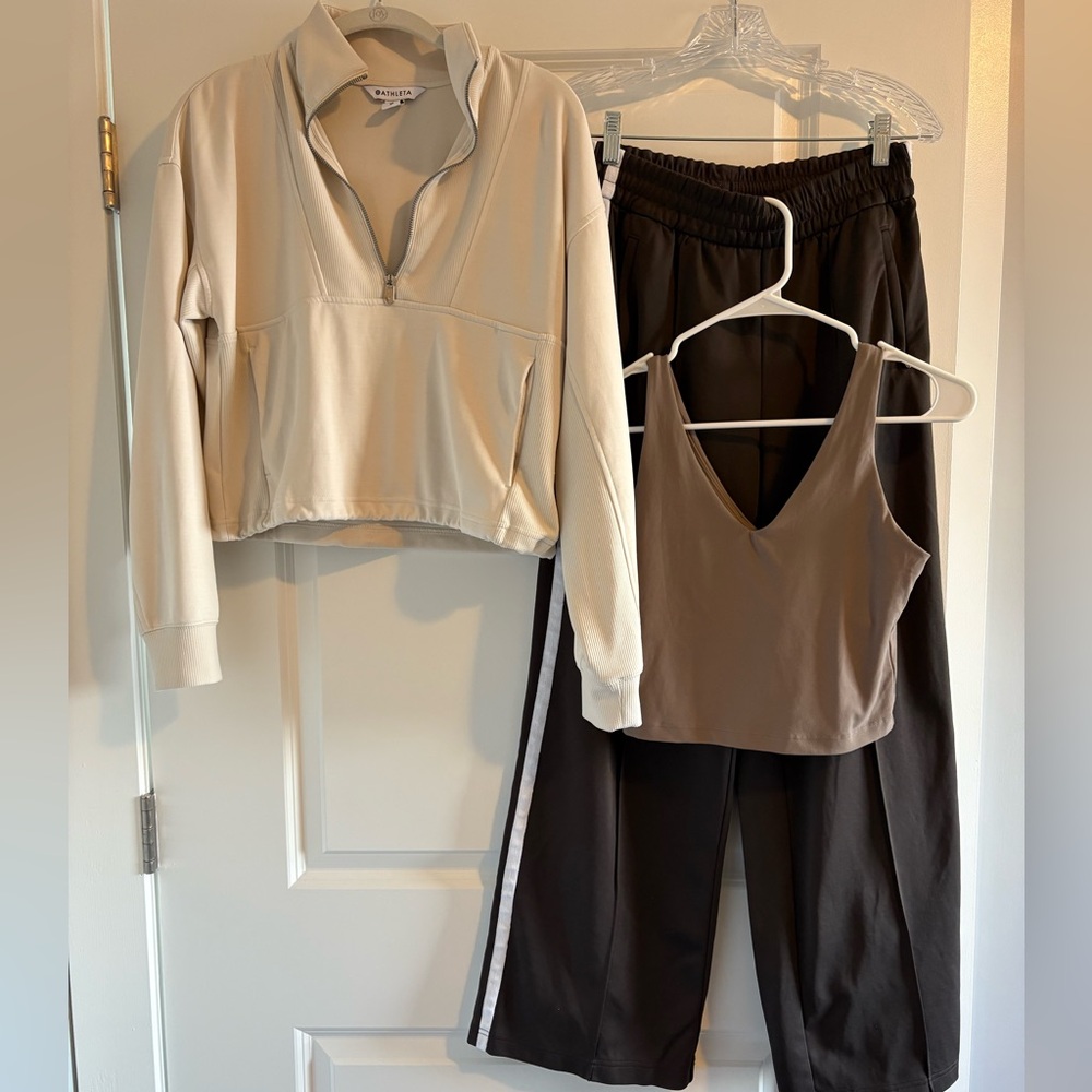 Athleta workout set (pants, tank, long sleeve) XS - Picture 3 of 8